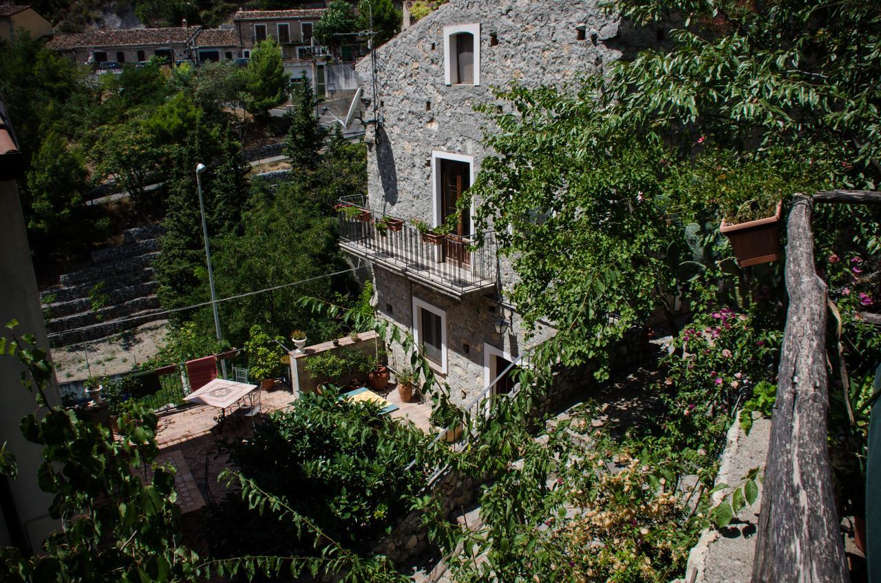 Bed And Breakfast La Sentinella Civita Exterior photo