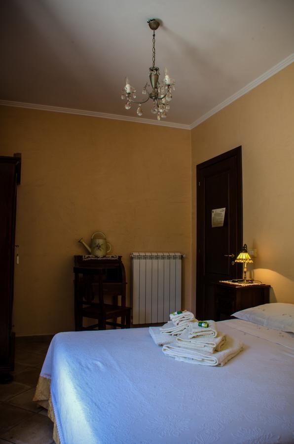 Bed And Breakfast La Sentinella Civita Room photo